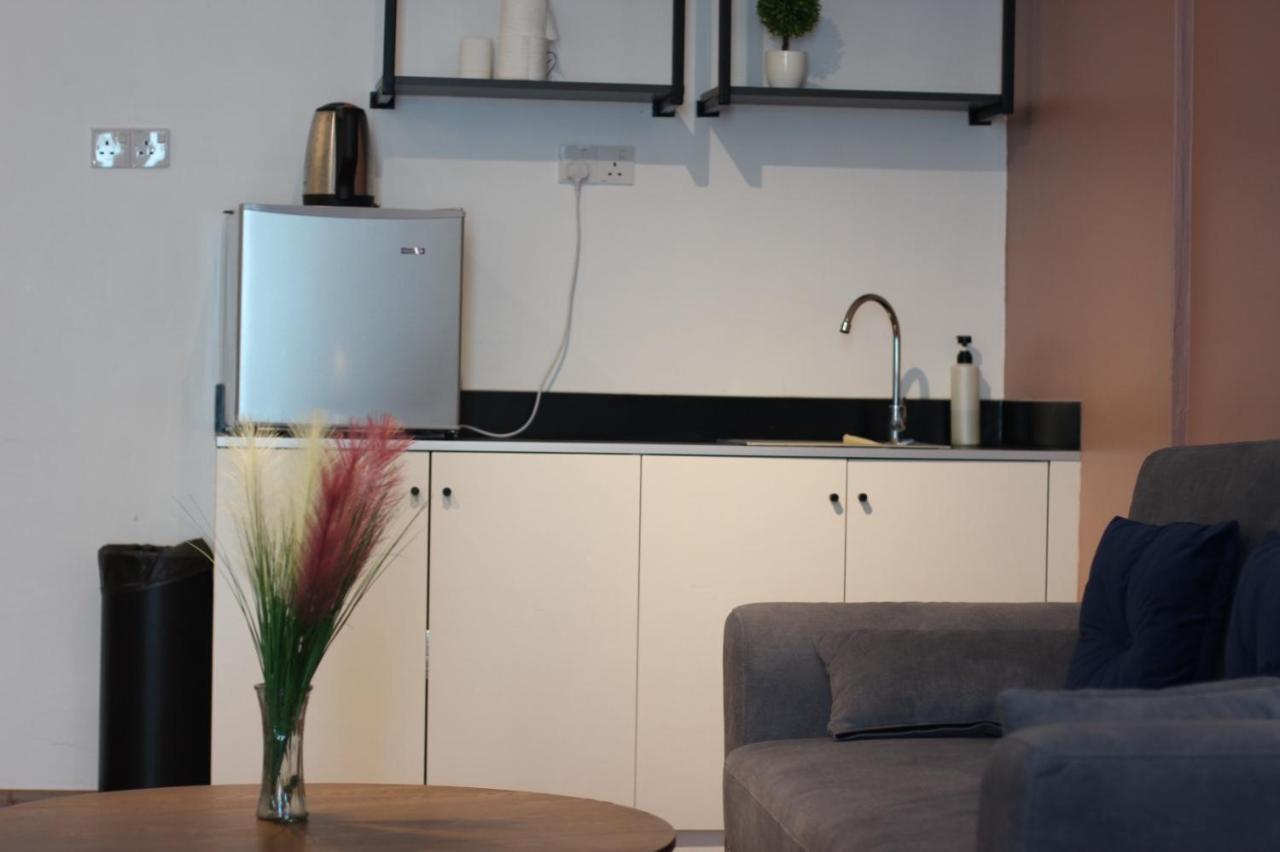 Summer Suites Apartment-The Summer Shopping Mall Kota Samarahan Extérieur photo